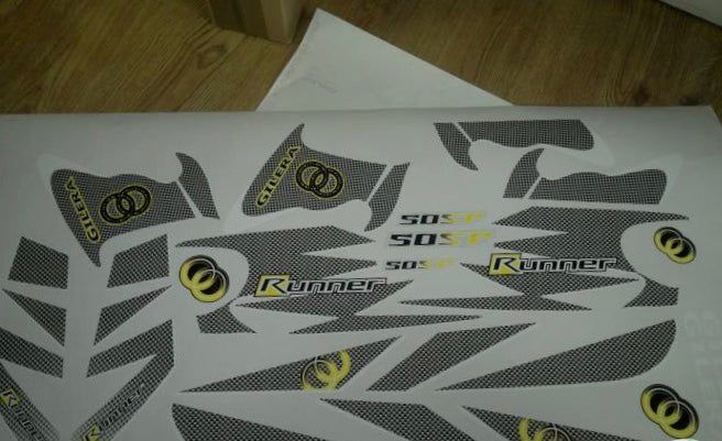 kit deco gilera runner carbonne jaune